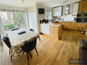 Photo 16- click for photo gallery